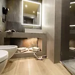 Just Hotel