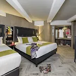 Hotel Just 4*