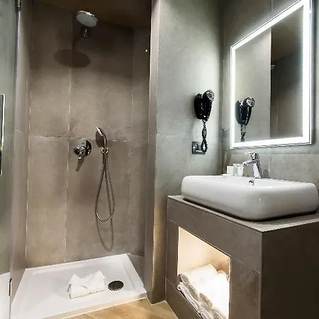 Just Hotel 4*